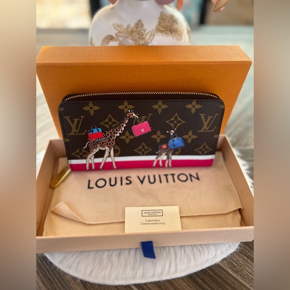 Limited Edition Monogram Illustre Zippy Wallet - Picture 16 of 16